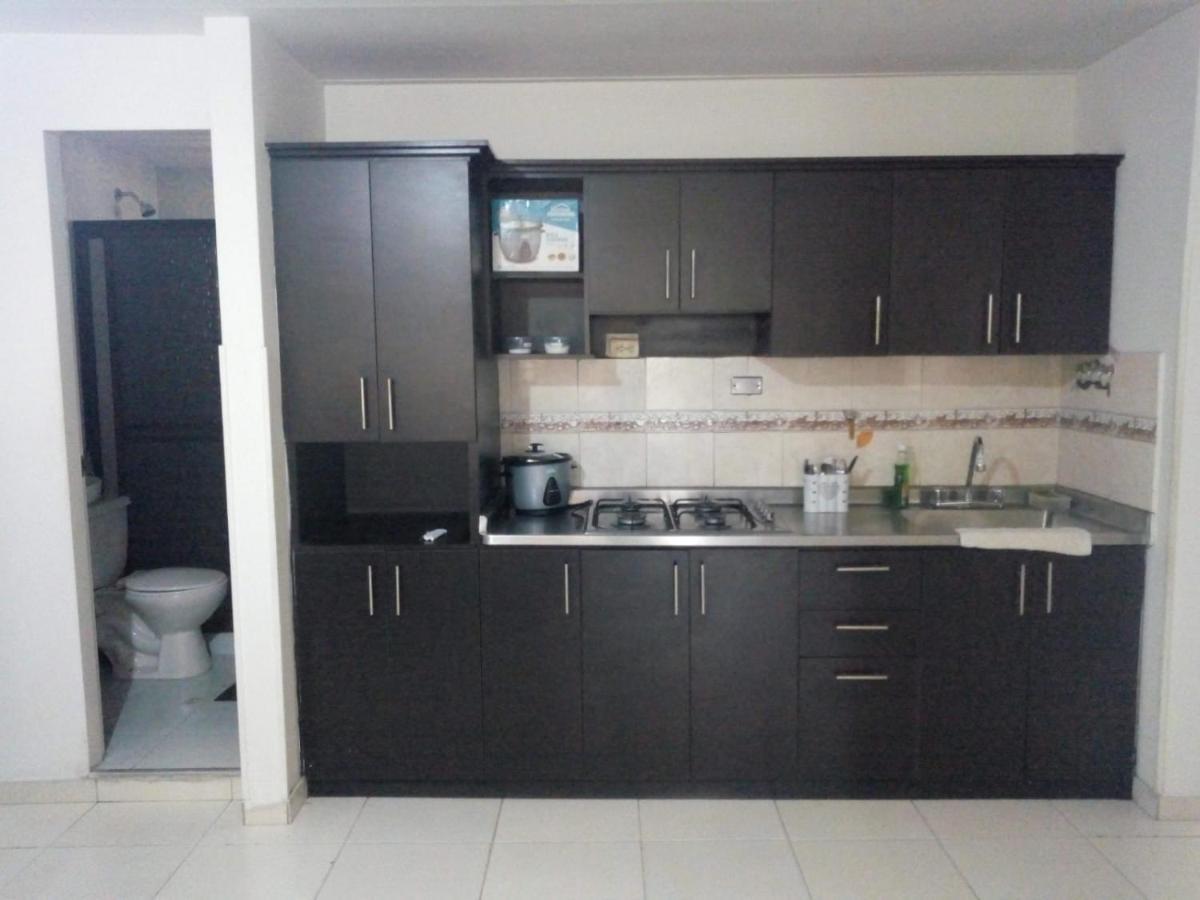 E2 Comodo Y Amplio Apartamento En Laureles Estadio 120 Mts2 Medellin Ngoại thất bức ảnh