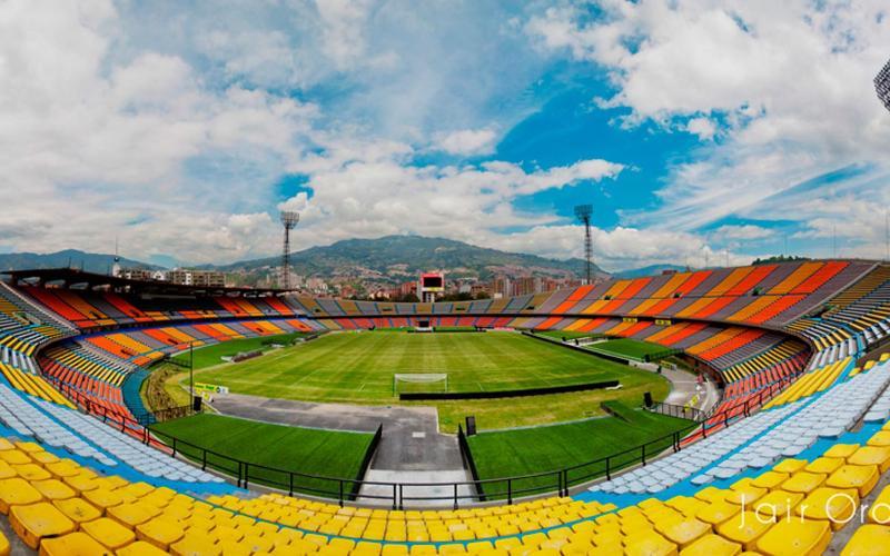 E2 Comodo Y Amplio Apartamento En Laureles Estadio 120 Mts2 Medellin Ngoại thất bức ảnh