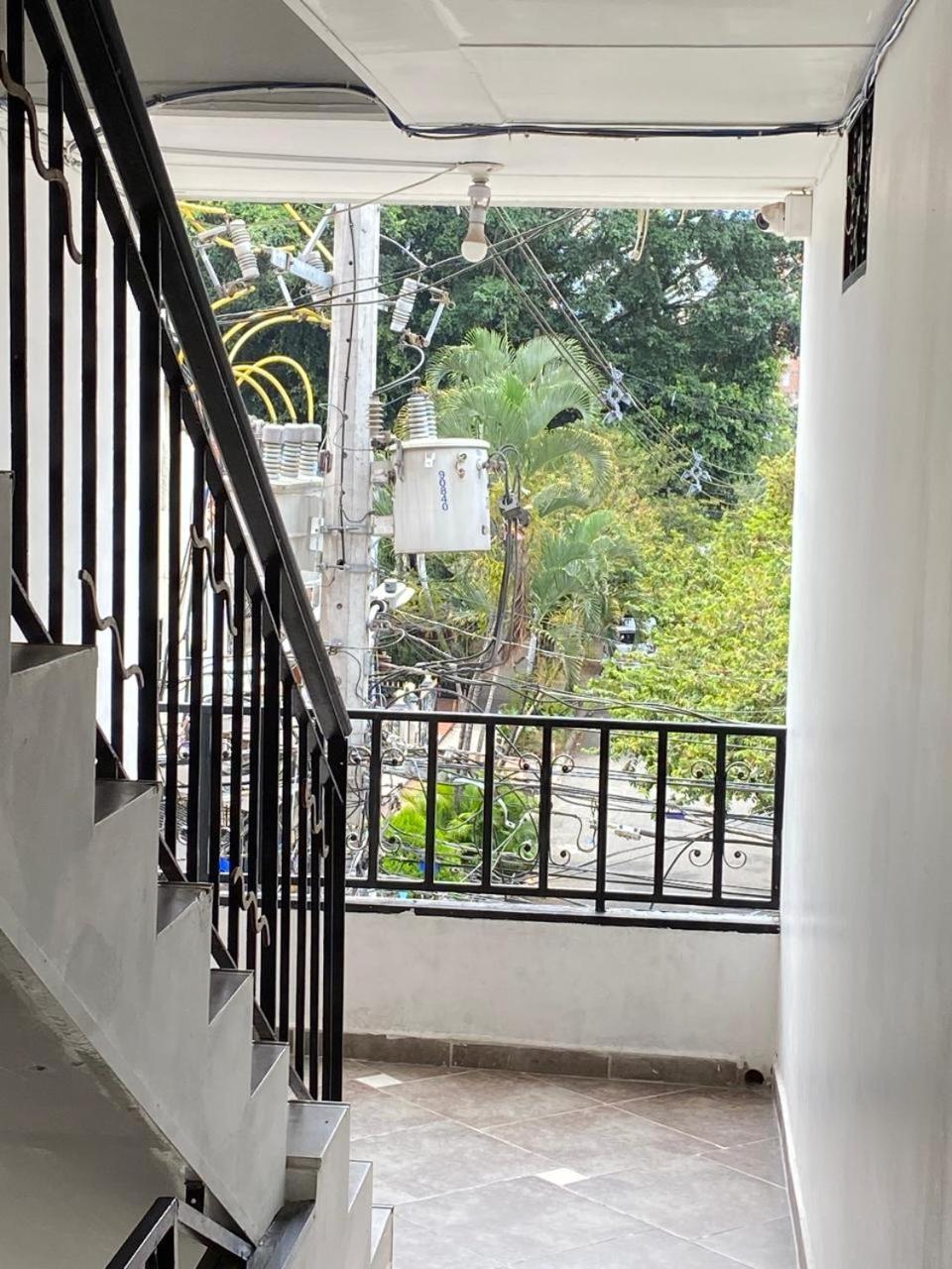 E2 Comodo Y Amplio Apartamento En Laureles Estadio 120 Mts2 Medellin Ngoại thất bức ảnh