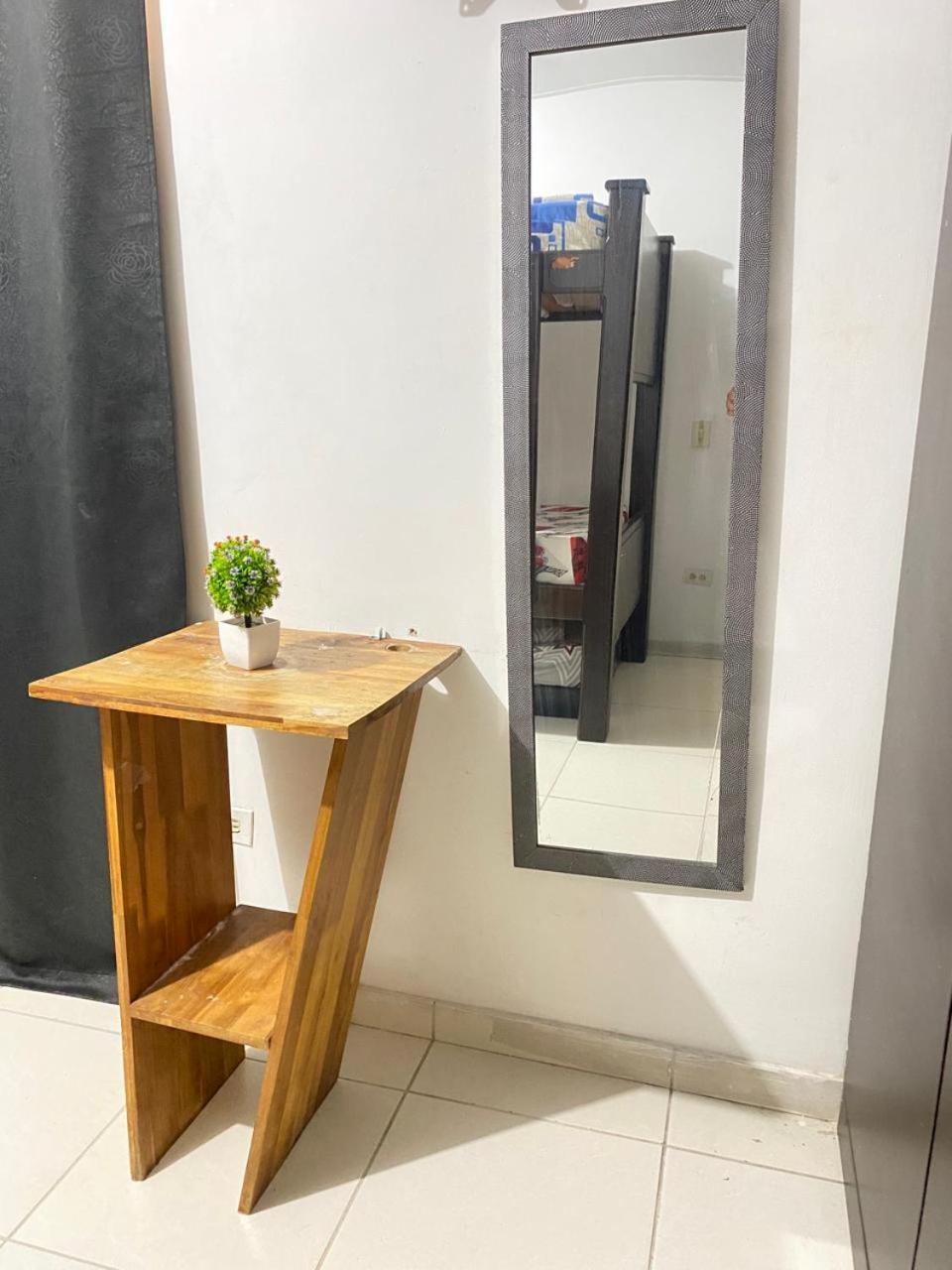 E2 Comodo Y Amplio Apartamento En Laureles Estadio 120 Mts2 Medellin Ngoại thất bức ảnh