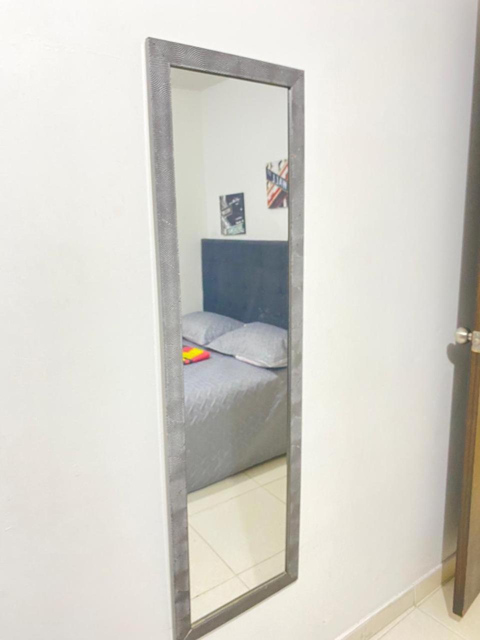 E2 Comodo Y Amplio Apartamento En Laureles Estadio 120 Mts2 Medellin Ngoại thất bức ảnh